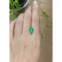 2.50 Ct. Emerald from Russia Life Style