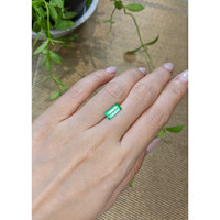 1.49 Ct. Emerald from Russia Life Style