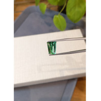 4.60 Ct. Emerald from Russia Life Style