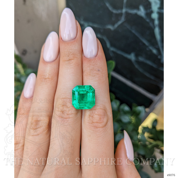 11.52 Ct. Emerald from Colombia