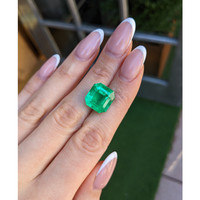 11.62 Ct. Emerald from Colombia Life Style