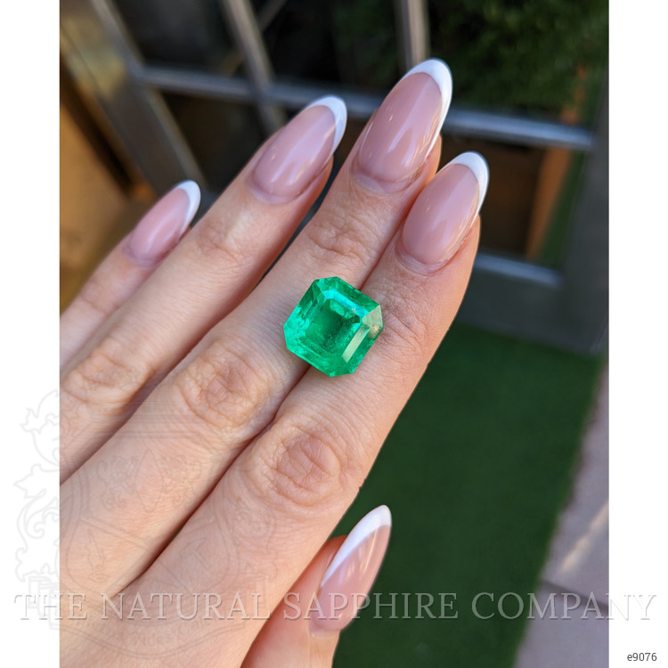 11.62 Ct. Emerald from Colombia