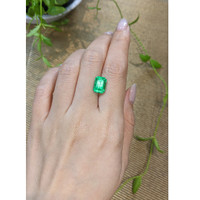 3.67 Ct. Emerald from Russia Life Style