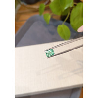 1.92 Ct. Emerald from Russia Life Style