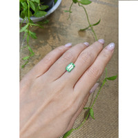 2.00 Ct. Emerald from Russia Life Style