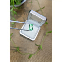 2.00 Ct. Emerald from Russia Life Style