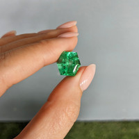 7.61 Ct. Emerald from Russia Life Style