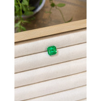 4.12 Ct. Emerald from Russia Life Style