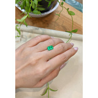 2.25 Ct. Emerald from Zambia Life Style