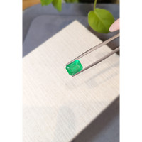 4.56 Ct. Emerald from Zambia Life Style