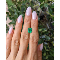 2.47 Ct. Emerald from Zambia Life Style
