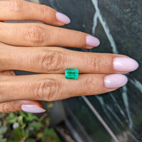 2.23 Ct. Emerald from Zambia Life Style