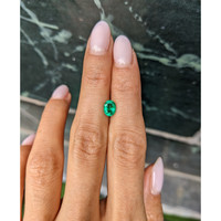 0.84 Ct. Emerald from Colombia Life Style