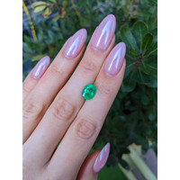 2.73 Ct. Emerald from Colombia Life Style