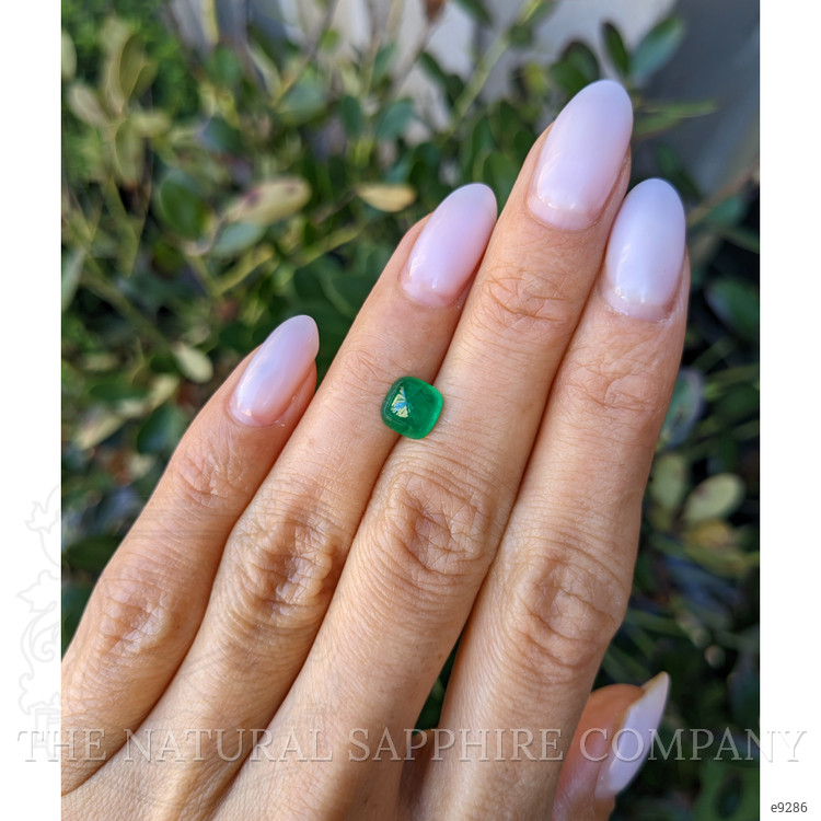 1.46 Ct. Cabochon Emerald from Colombia