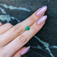 1.24 Ct. Emerald from Colombia Life Style