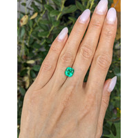 2.25 Ct. Emerald from Colombia Life Style