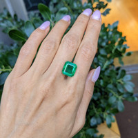 7.41 Ct. Emerald from Zambia Life Style