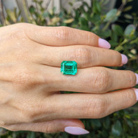 5.10 Ct. Emerald from Zambia Life Style