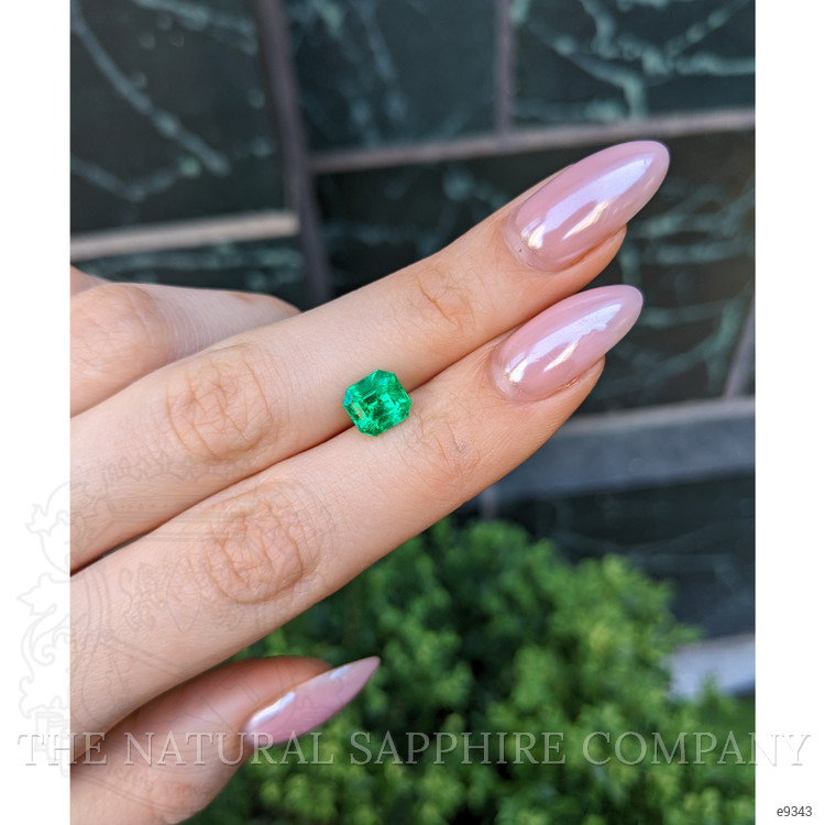 2.21 Ct. Emerald from Colombia - Muzo