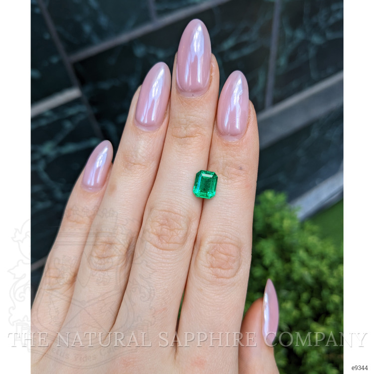 2.08 Ct. Emerald from Colombia - Muzo