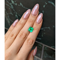 3.22 Ct. Emerald from Colombia - Muzo Life Style