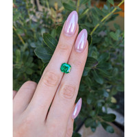 3.00 Ct. Emerald from Colombia - Muzo Life Style