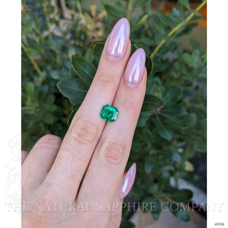 3.00 Ct. Emerald from Colombia - Muzo