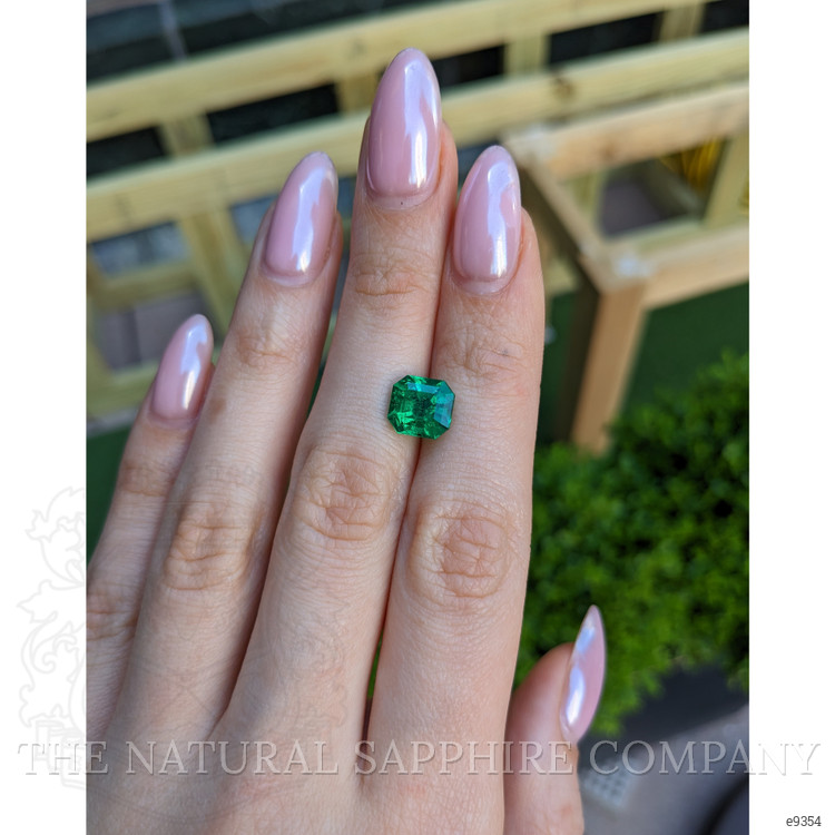 3.00 Ct. Emerald from Colombia - Muzo