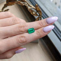 2.63 Ct. Emerald from Colombia Life Style