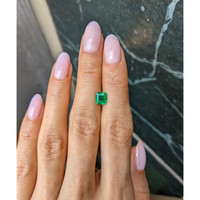 0.96 Ct. Emerald from Colombia Life Style