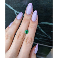 1.14 Ct. Emerald from Colombia Life Style