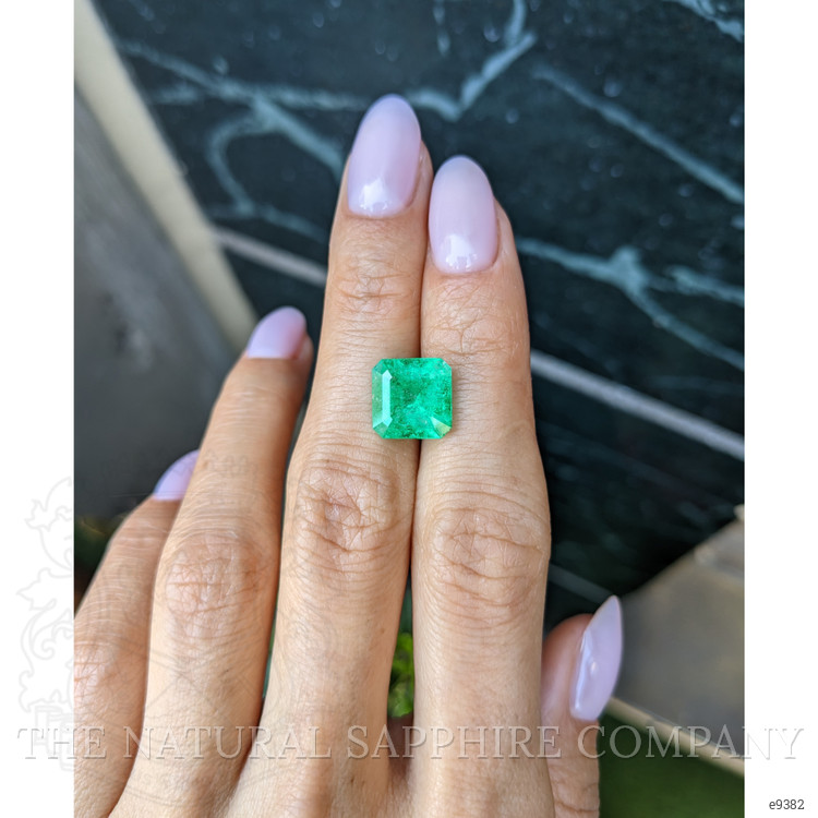 3.98 Ct. Emerald from Colombia