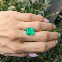 6.25 Ct. Emerald from Colombia Life Style