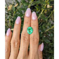 4.85 Ct. Emerald from Colombia Life Style