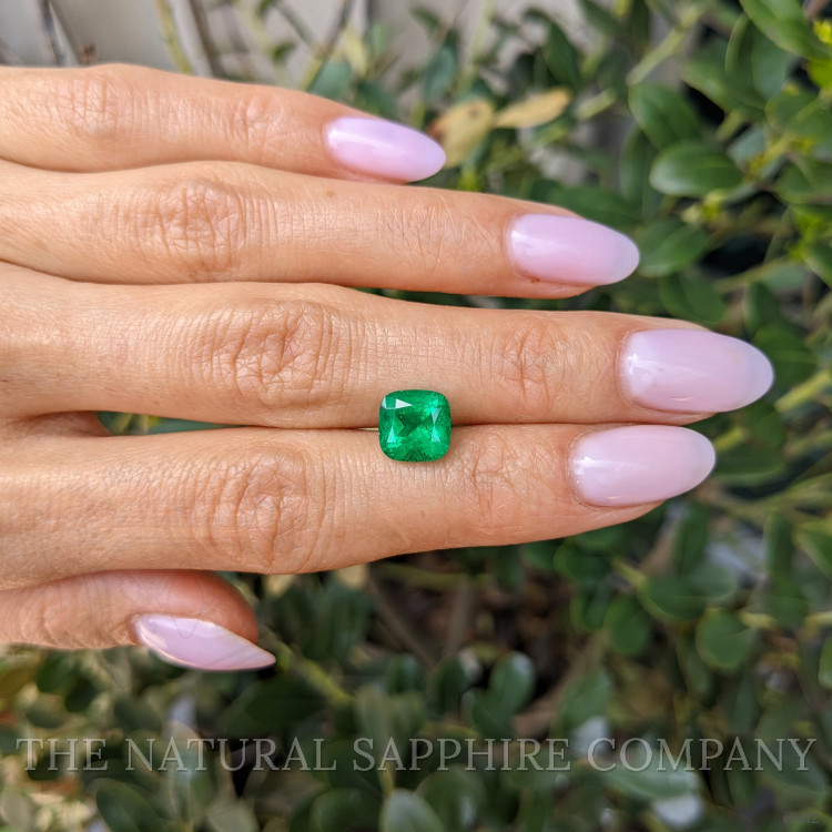 2.25 Ct. Emerald from Colombia - Muzo