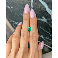 1.50 Ct. Emerald from Colombia Life Style