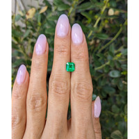 1.17 Ct. Emerald from Colombia Life Style