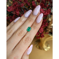 1.24 Ct. Emerald from Colombia Life Style