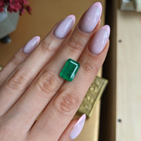 5.58 Ct. Emerald from Colombia Life Style
