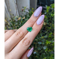 2.45 Ct. Emerald from Zambia Life Style