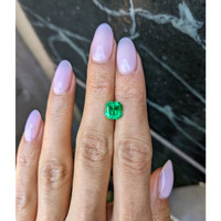 1.91 Ct. Emerald from Colombia Life Style