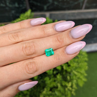 1.63 Ct. Emerald from Colombia Life Style