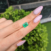 2.47 Ct. Emerald from Colombia Life Style
