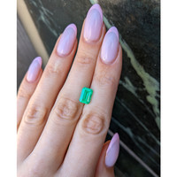 1.86 Ct. Emerald from Colombia Life Style