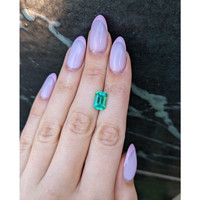 2.48 Ct. Emerald from Colombia Life Style