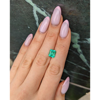 2.15 Ct. Emerald from Colombia Life Style