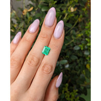 2.49 Ct. Emerald from Colombia Life Style