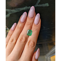 2.05 Ct. Emerald from Colombia Life Style
