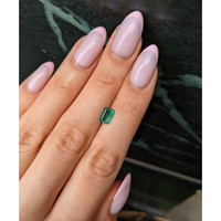 0.94 Ct. Emerald from Colombia Life Style